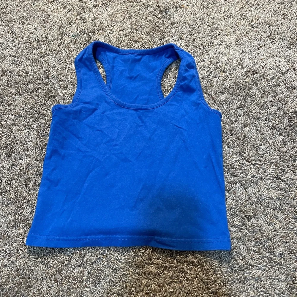 Blue tank - Picture 1 of 3
